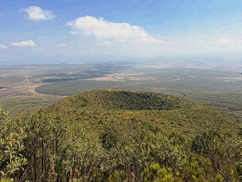 Longonot3