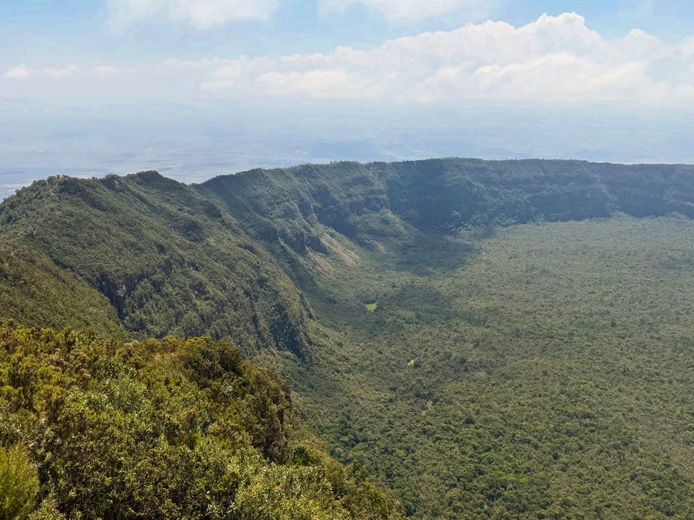 Longonot5