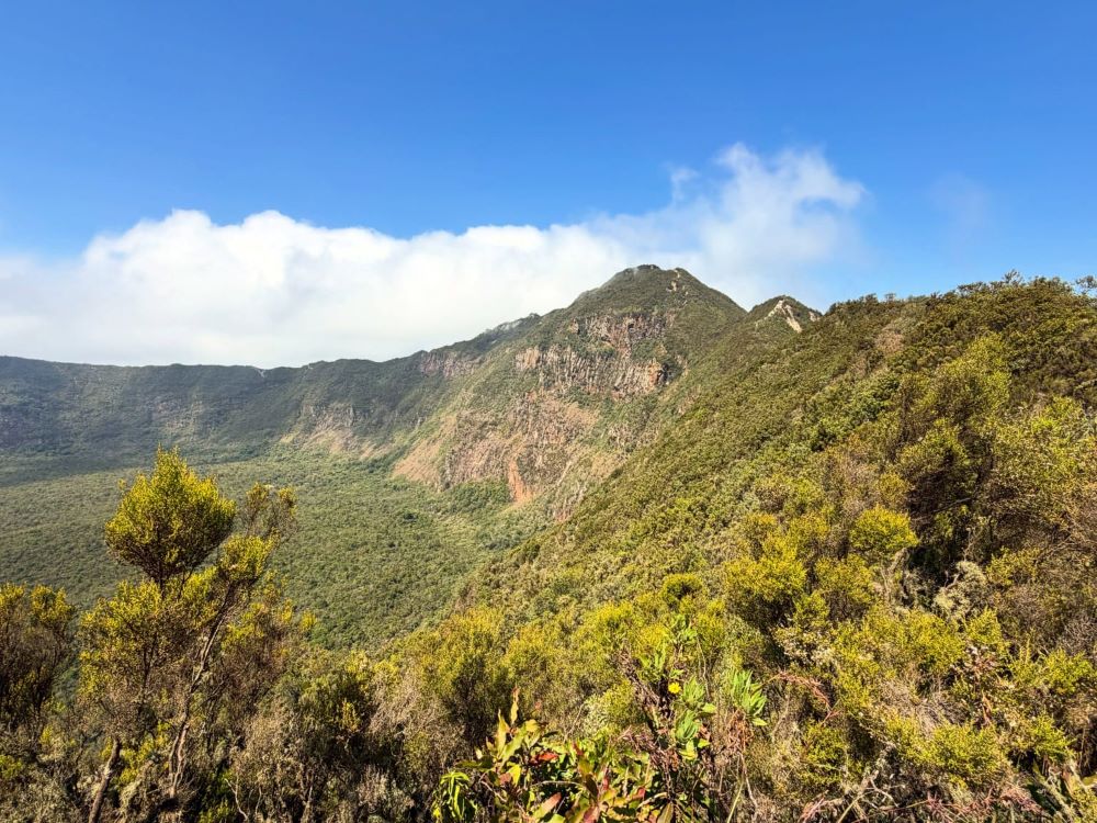 Longonot7